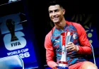Cristiano Ronaldo Ngambek dan Tinggalkan Wawancara Usai Nama Lionel Messi Disebut