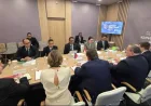 Menkum Supratman Hadiri Forum Hukum Internasional di St. Petersburg, Bertemu Jaksa Agung Rusia
