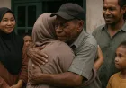 Setelah 14 Tahun Terpisah, Bapak Adam Kapauruma Kembali ke Pelukan Keluarga di Fakfak