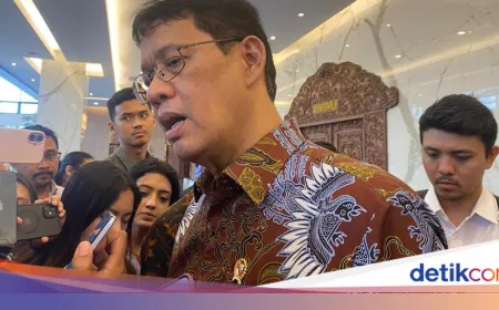 Dolar Nyaris Rp 18.000, Purbaya Sebut Banyak Isu Negatif di Pasar