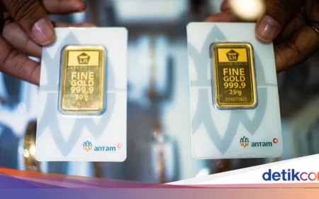 Harga Emas Antam Hari Ini Lompat Jadi Segini