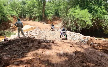 Dong Nai: Jembatan sementara di Ma Da ambruk akibat tanah longsor; warga berharap jembatan baru segera dibangun.