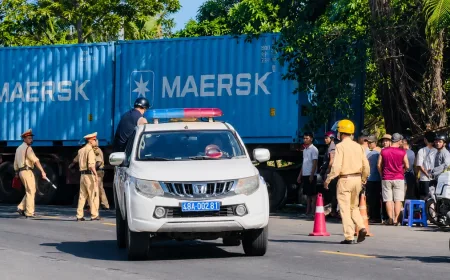 Langkah-langkah mendesak sedang diambil untuk mengatasi dampak kecelakaan lalu lintas di Jalan Raya Ho Chi Minh.