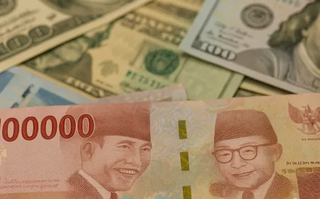 Rupiah Diproyeksi Sentuh Rp 17.400 per Dollar AS: Seberapa Kuat Fiskal Indonesia?