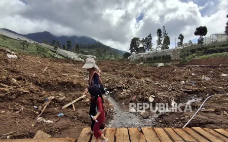 Korban Longsor Bandung Barat Menanti Janji Relokasi Rumah yang Belum Terwujud