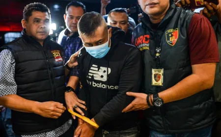 DPR Desak Taufik Hidayat Dijerat Pasal Berlapis dan Hukuman Kebiri