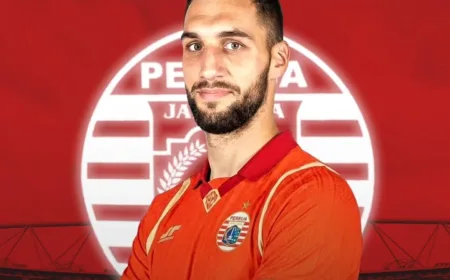 Persija Dikabarkan Rekrut Mantan Bek Timnas Kroasia, Tingginya Nyaris 2 Meter