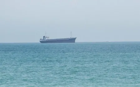 AS Serang Iran Lagi Usai Insiden Selat Hormuz, IRGC Balas Serangan Amerika