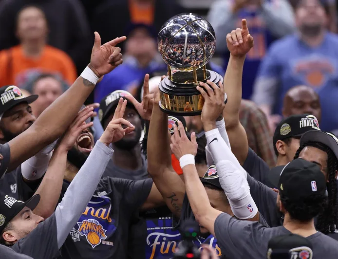 New York dan Bola Basket (Menuju) Kekekalan Romantisme