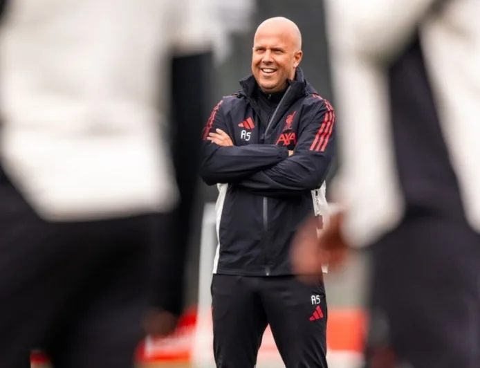 Arne Slot Tulis Surat Perpisahan Emosional Usai Dipecat Liverpool