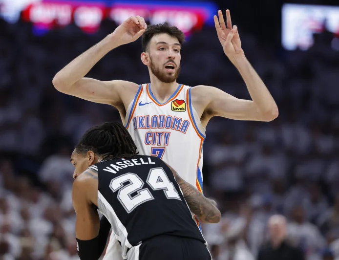 Thunder Diprediksi Akan Menukar Chet Holmgren pada Malam Draft