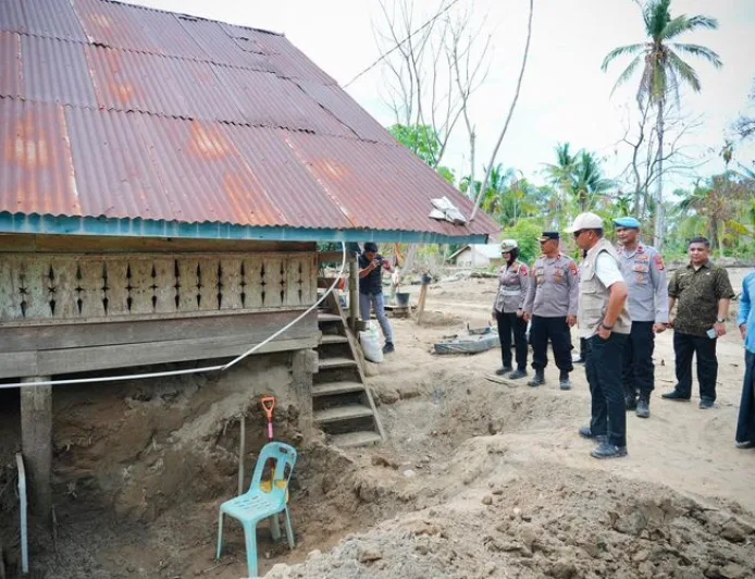 Sekretaris BNPP RI Tinjau Banjir Pidie Jaya, Dorong Pembangunan Tanggul Permanen