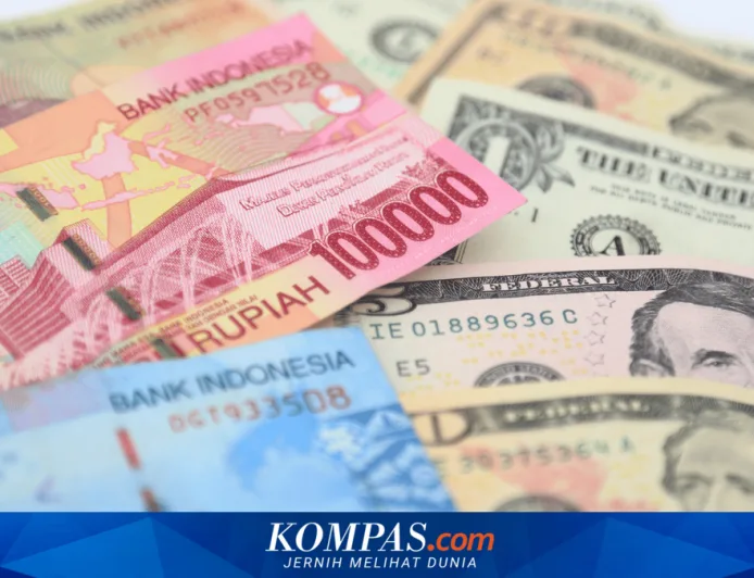 Rupiah Melemah ke Rekor Terendah, Ini Dampaknya ke Dompet Warga