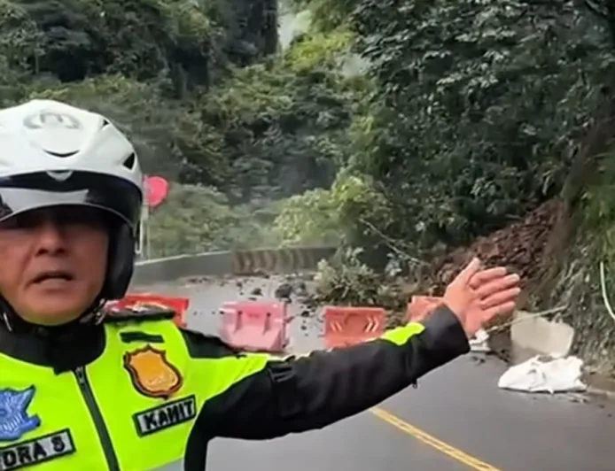 Longsor Lembah Anai: Jalur Padang-Bukittinggi Ditutup Sementara, Ini Fakta Lengkapnya