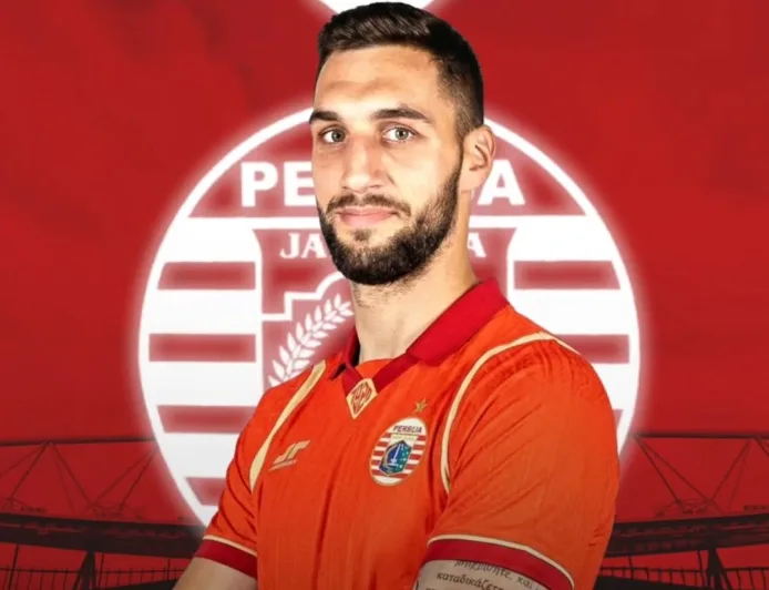 Persija Dikabarkan Rekrut Mantan Bek Timnas Kroasia, Tingginya Nyaris 2 Meter
