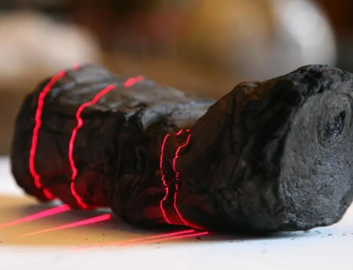 Naskah Papirus Terbakar Erupsi Vesuvius Berhasil Dibaca Berkat AI