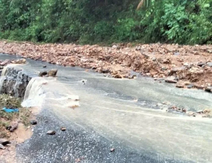 Komite Rakyat Provinsi Tuyen Quang Minta Tanggap Cepat Hadapi Hujan Lebat dan Banjir