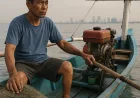Perlindungan Sosial untuk Nelayan Difabel: Kisah Inspiratif Gembong Bertahan di Laut