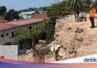 Longsor Tebing 11 Meter di Ciomas Bogor Tersumbat Aliran Kali Ciapus