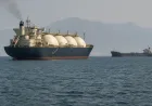 Kapal Tanker LNG Tetap Melintasi Selat Hormuz Meski Konflik AS-Iran Memanas