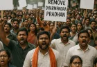 Partai Kecoak India Demo Besar-besaran Tuntut Menteri Pendidikan Mundur