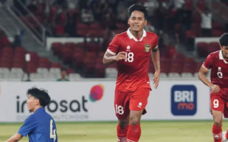 Toni Firmansyah Tingkatkan Fisik saat Libur Kompetisi untuk Amankan Tempat Utama di Persebaya