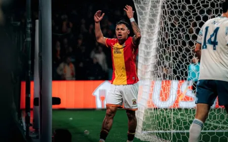 Go Ahead Eagles Rekrut Tomas Galvez, Posisi Dean James di Bek Kiri Terancam?