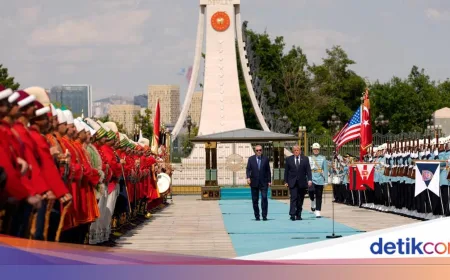 Sambutan Karpet Biru untuk Trump di Saudi dan Turki Jadi Sorotan Warganet