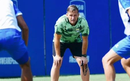 Igor Tolic Ungkap Tantangan Cuaca Panas di Latihan Awal Persib Bandung Musim 2026