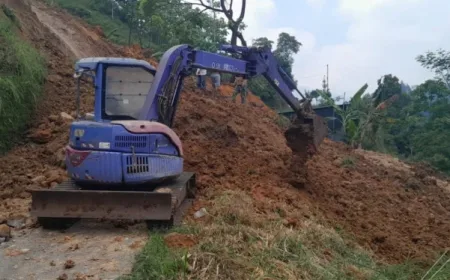 Longsor di Jatiyoso Karanganyar Putus Akses Antardusun, 18 Rumah Terisolasi