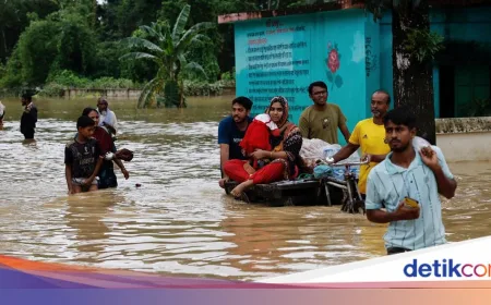 Banjir dan Longsor di Bangladesh Tewaskan 54 Orang, Ribuan Warga Terisolasi
