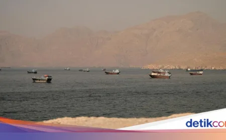 Kapal Tanker Meledak di Selat Hormuz, Ini Kronologi dan Nasib Awak Kapal