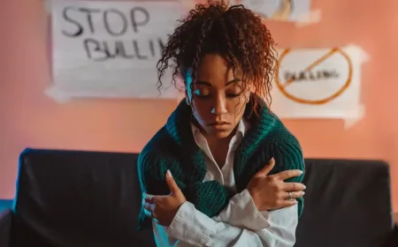 Cyber Bullying: Mengapa Banyak Korban Memilih Diam dan Dampaknya
