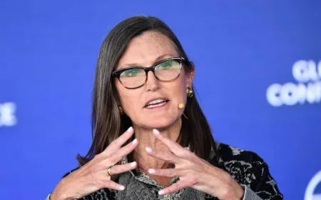 Cathie Wood Beli Saham AI Senilai $8,7 Juta yang Sedang Tertekan