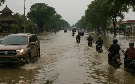 Banjir Besar Rendam Jalur Utama Mudik dan Objek Wisata Pantura Lamongan