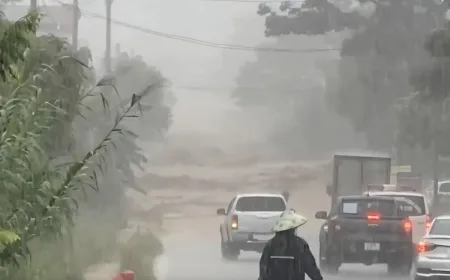 Kementerian Konstruksi Wajibkan Tim Tanggap Darurat 24/7 Hadapi Banjir dan Hujan Lebat