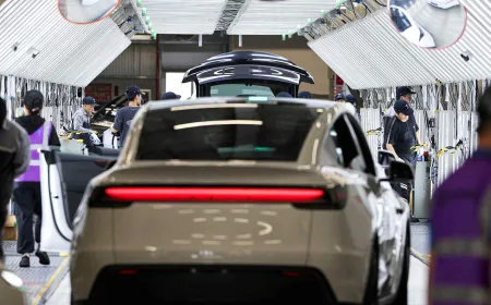 Tesla Bantah Jual Bisnis di China di Tengah Isu Merger dengan SpaceX