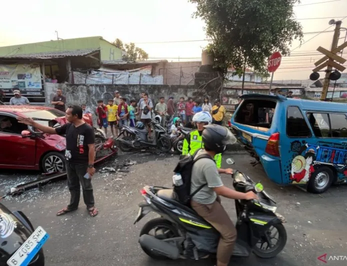 Kecelakaan Beruntun di Bogor Libatkan 6 Kendaraan, Polisi Selidiki Penyebabnya