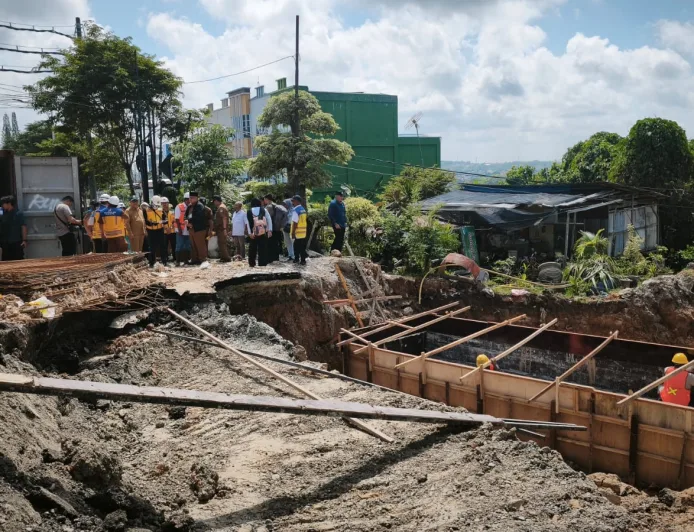 Perbaikan Jalan Longsor Syafrudin Yoes Rp9,6 Miliar Tetap Sesuai Jadwal