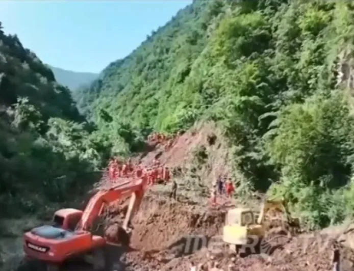 21 Pekerja Kehutanan Tewas Akibat Longsor di Desa Rencang, Gansu, Tiongkok