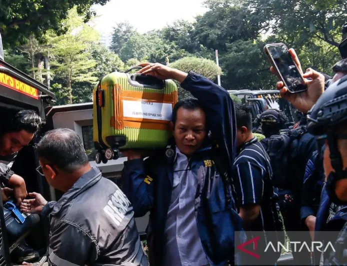 Barang Bukti Sitaan dari Sentul Tiba di Polda Metro Jaya, Bukti Kasus Korupsi dan TPPU