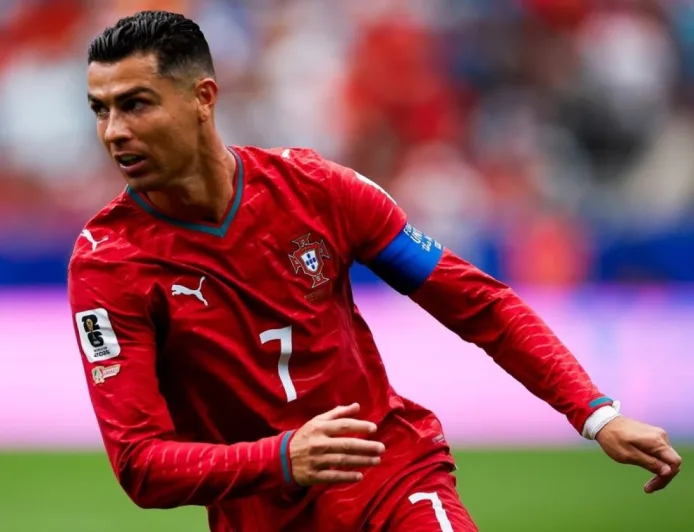 Cristiano Ronaldo Dinilai Tak Layak Gelar GOAT Setelah Gagal Juara Piala Dunia 2026