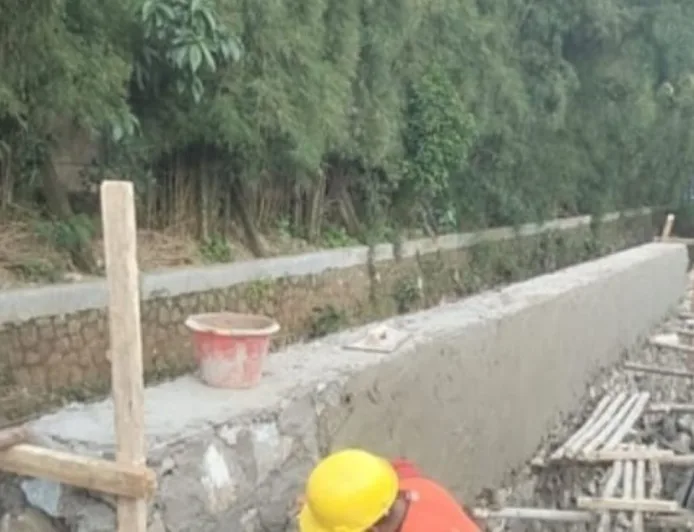 Dinas PUPR Depok Perbaiki 88 Titik Saluran Air Antisipasi Banjir