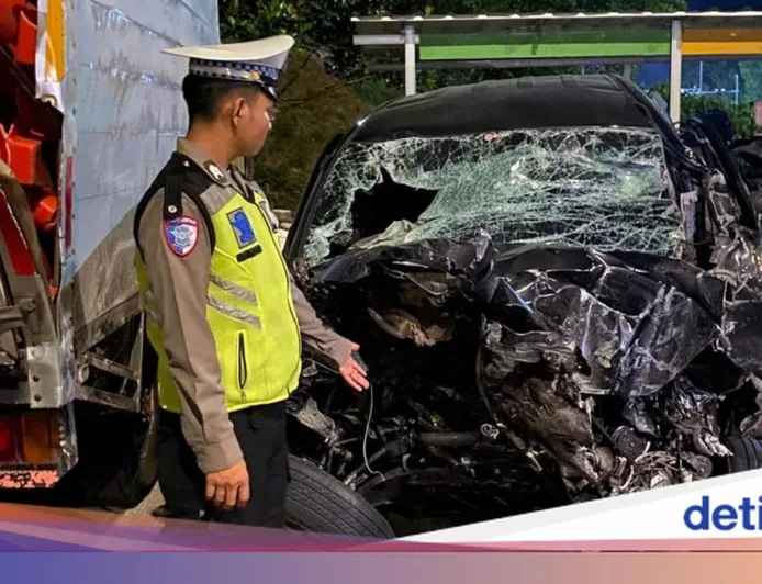 Kecelakaan Maut di Tol Lampung: Polisi Aktif dan Keluarganya Tewas