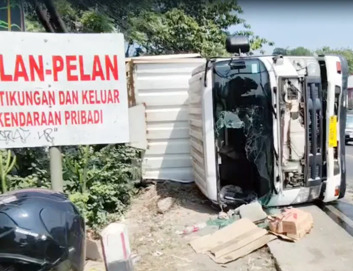 Kecelakaan Truk Rem Blong di Tanjakan Ciperna, 2 Korban Meninggal Termasuk Bayi