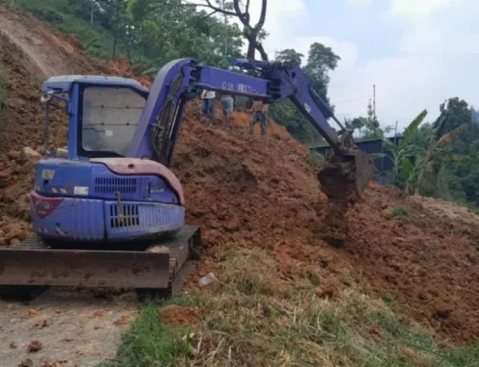 Longsor di Jatiyoso Karanganyar Putus Akses Antardusun, 18 Rumah Terisolasi