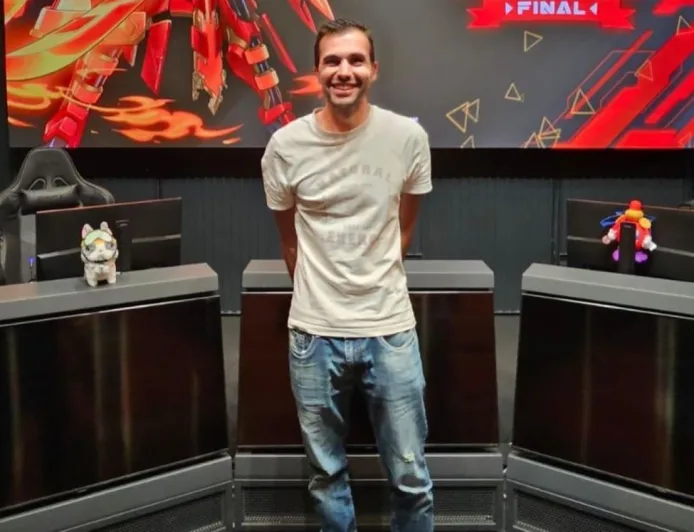 Profil Romain Molina: Jurnalis Prancis yang Siap Bongkar Skandal Sepakbola Indonesia