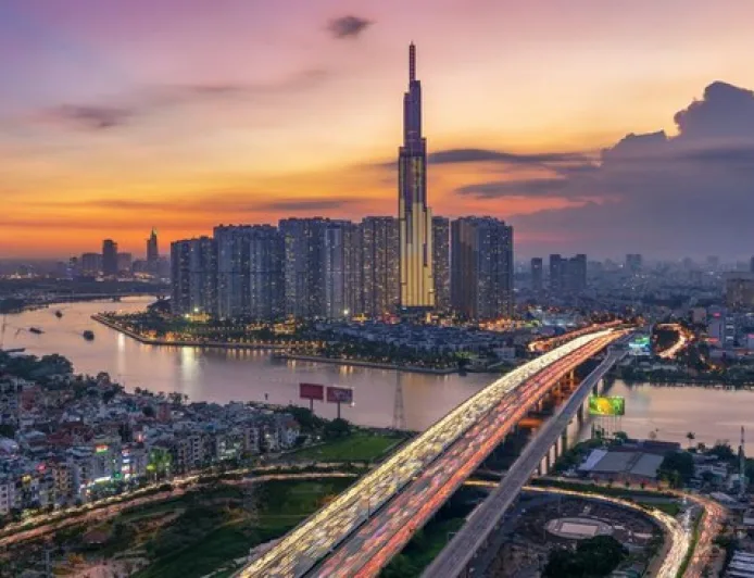 Vietnam Pangkas Bebas Visa WNI Jadi 14 Hari: Ini Alasan dan Dampaknya