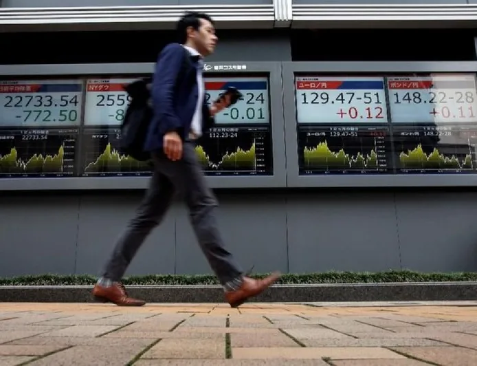 Pekerja Tokyo Diminta Pakai Celana Pendek ke Kantor untuk Hemat Listrik di Gelombang Panas