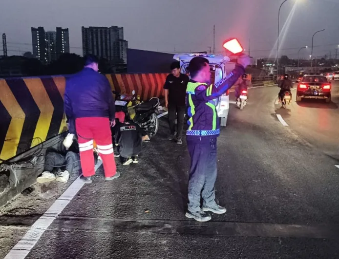 Kecelakaan Pemotor di Flyover Ciputat Akibat Mengantuk Usai Nobar Final Piala Dunia
